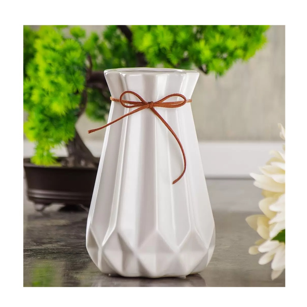 Ваза настольная Оригами Y6-2649-2, керамика, белая, 13х18 см