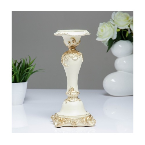 Подсвечник С резным квадратным основанием ваниль, золото, для свечи d2, 12х12х27 см