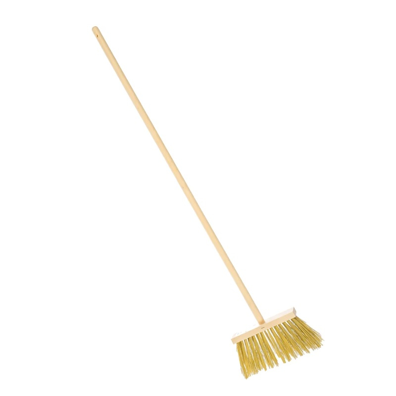 Метла Зубр с деревянной ручкой 120 см