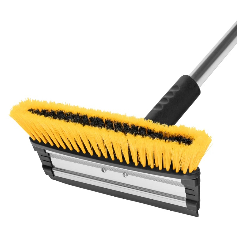 Щетка-сметка Denzel для снега со скребком поворотная голова водосгон 900-1200 мм