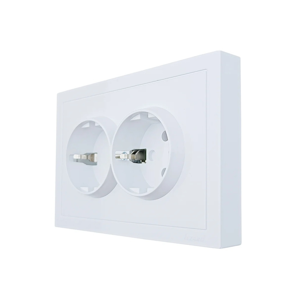 Розетка 2-местная Lezard Zima 704-0200-127BQ с заземлением, встраиваемая, белая