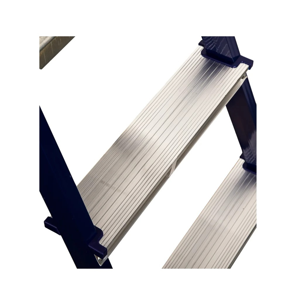 Лестница-стремянка Алюмет, 4 ступени, 1 секция, стальная, нагрузка до 150 кг