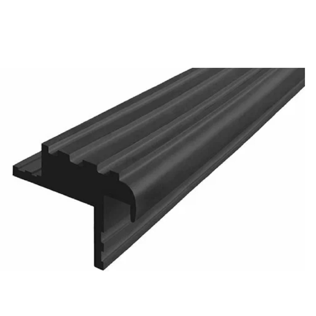 Профиль закладной противоскользящий, резиновый, черный для углов лестниц 10х32х2700 мм
